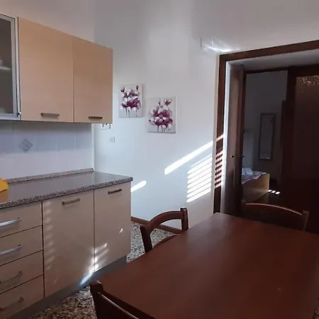 Florensia - Comodo Bilocale A Due Passi Dal Centro * La Maddalena (Sassari)