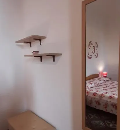 Florensia - Comodo Bilocale A Due Passi Dal Centro Apartment *